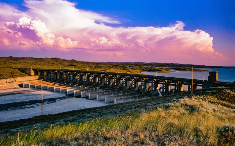 Lake peck spilway clouds oly V50